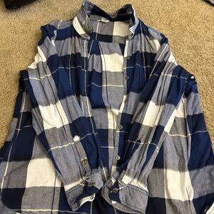Women’s Blue and White Plaid Shirt